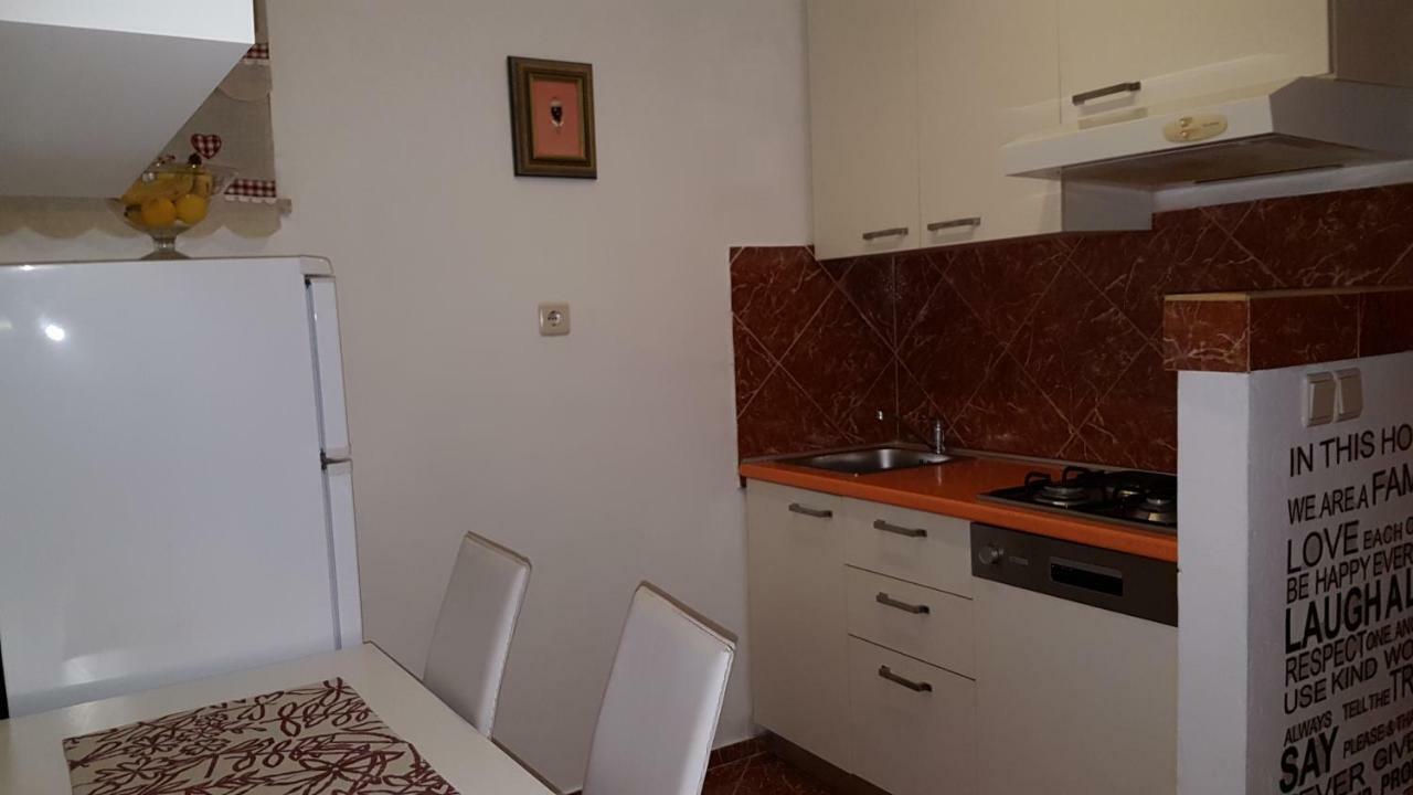 Apartments Dora Цриквеница Экстерьер фото